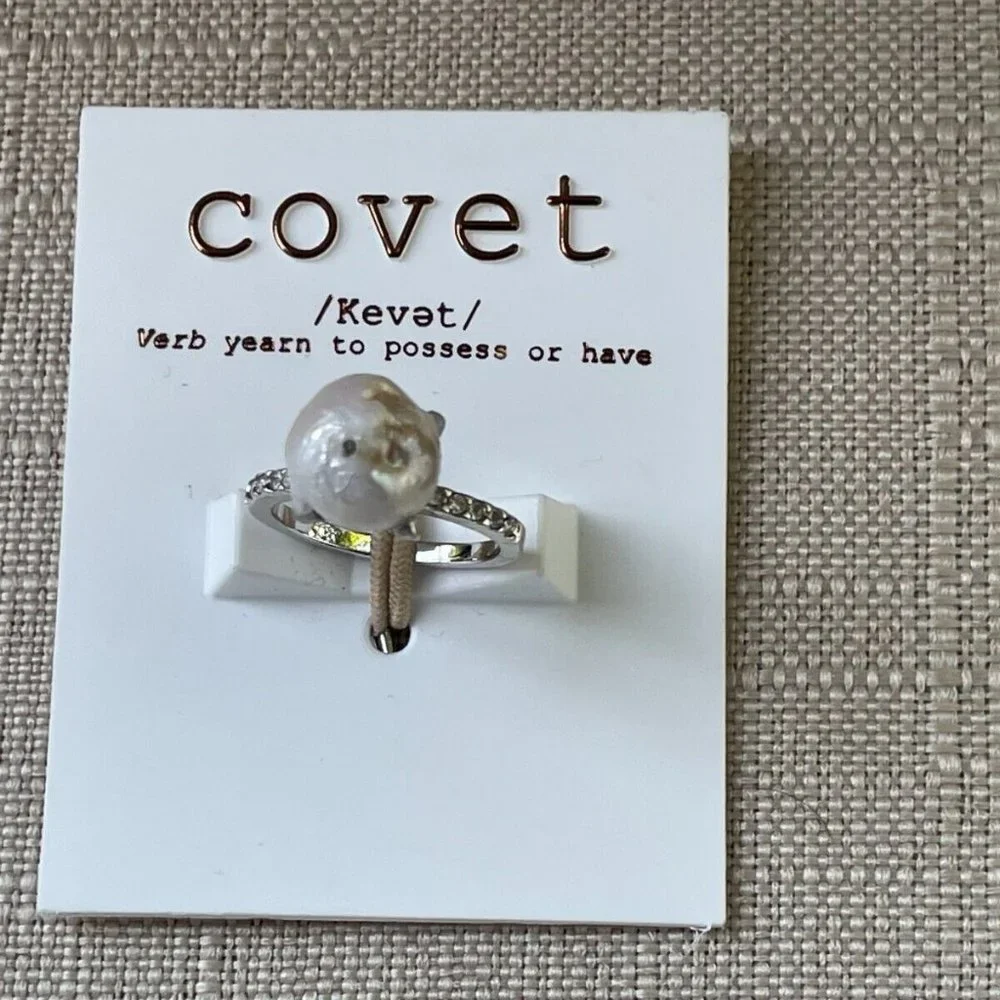 Covet Women Ring Crystals Accent Silver Tone Faux Pearl Ring Jewelry Size 6 - Picture 9 of 10